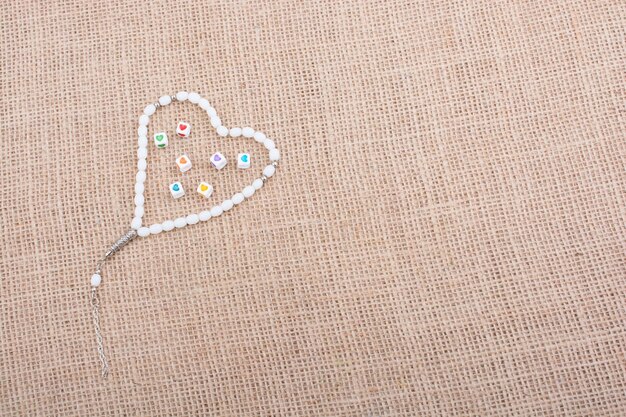 Ručné vyšívanie detail